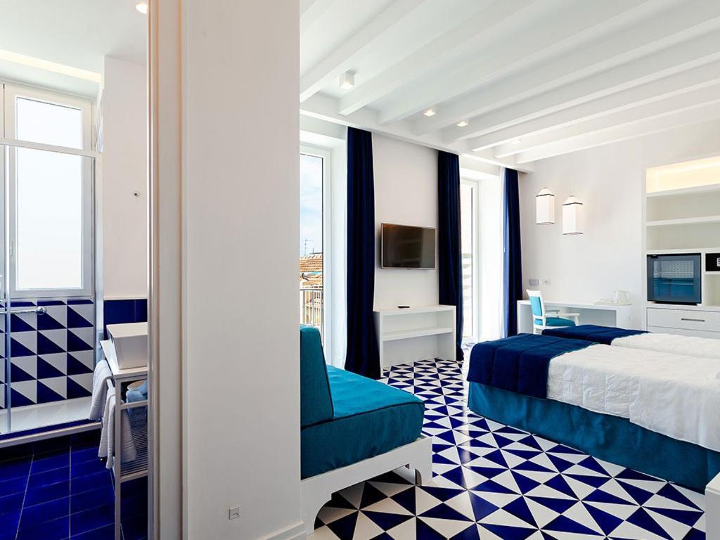 Maison Blu - Intimate Guesthouse Sorrento Exterior photo