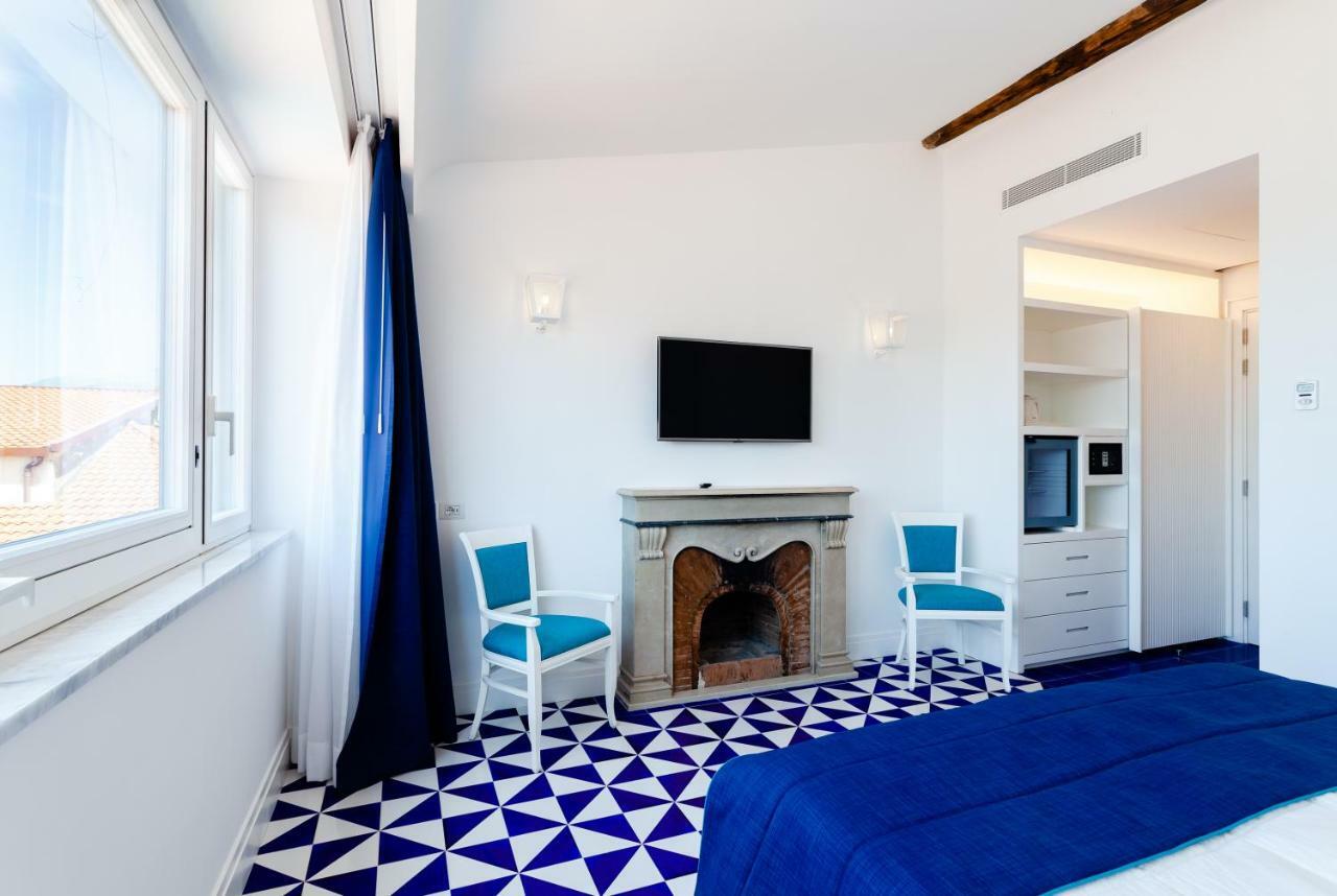Maison Blu - Intimate Guesthouse Sorrento Exterior photo